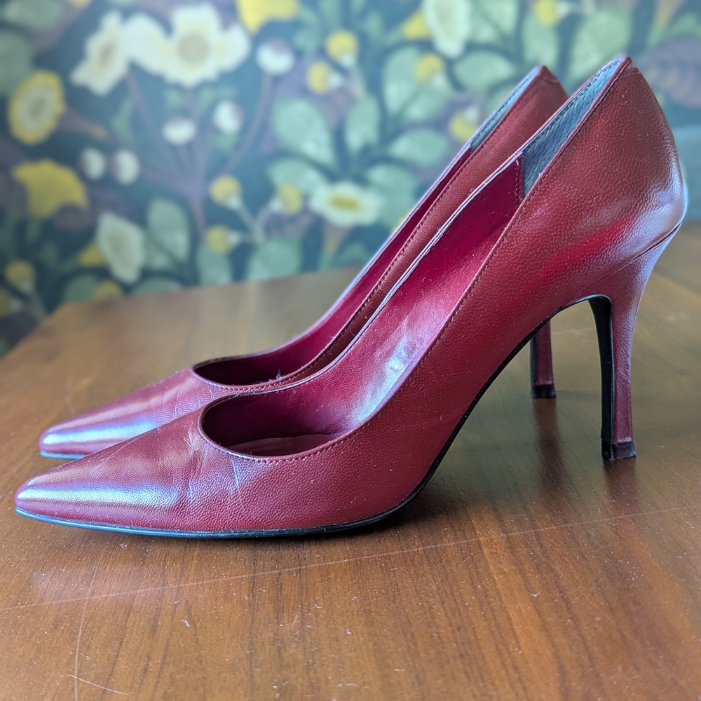 Elegant Burgundy Women's Heels